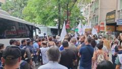 Meclis önünde açıklama yapmak isteyen öğretmenlere polis müdahalesi: '41 gözaltı'