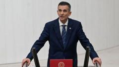 CHP milletvekili Ümit Dikbayır, partisinden istifa etti
