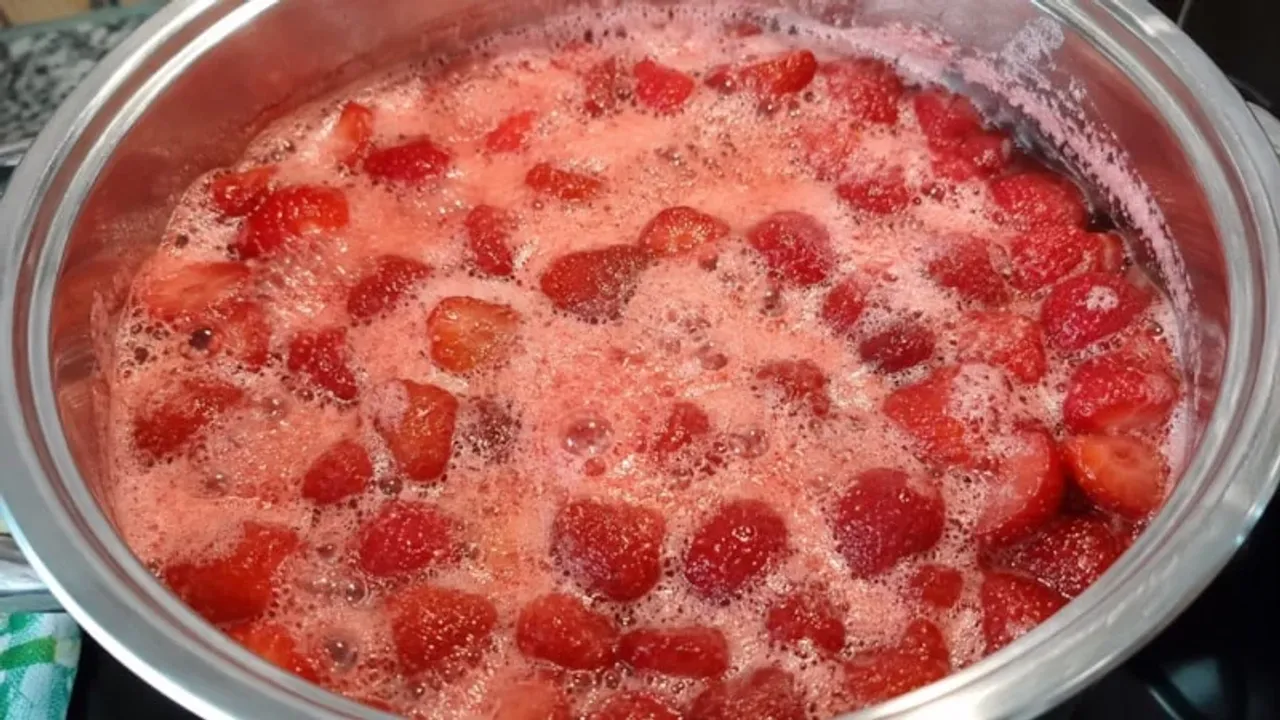 Reçelde köpük nasıl kolayca alınır?