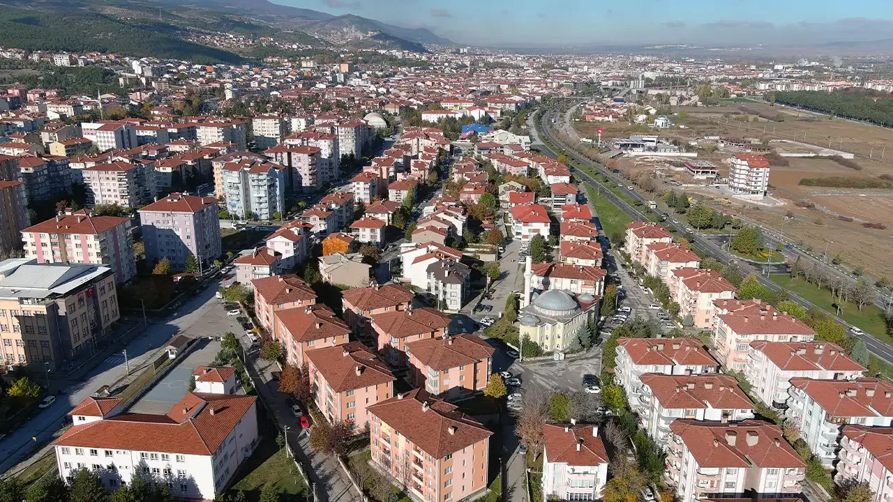 Kütahya'da 271 metrekare taşınmaz icradan satışa çıkarıldı