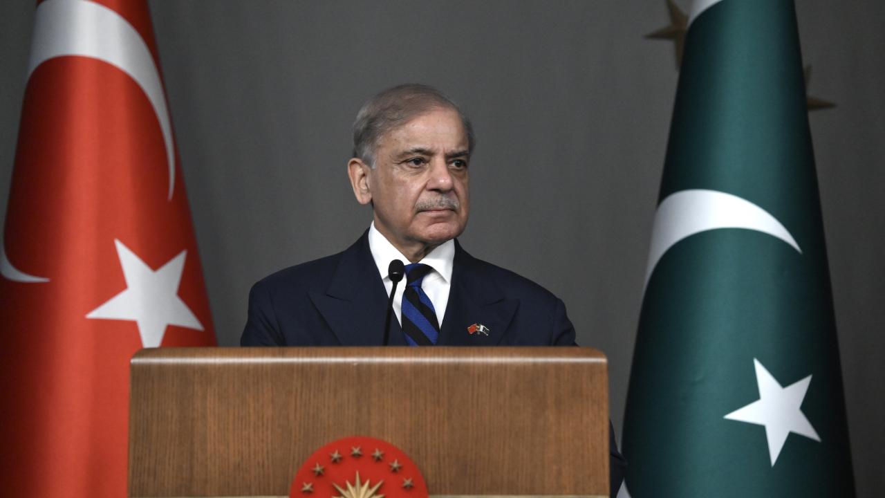 Pakistan Başbakanı Şerif, Mekke Ortak Savunma Anlaşması'nı imzalamaktan onur duyduğunu belirtti