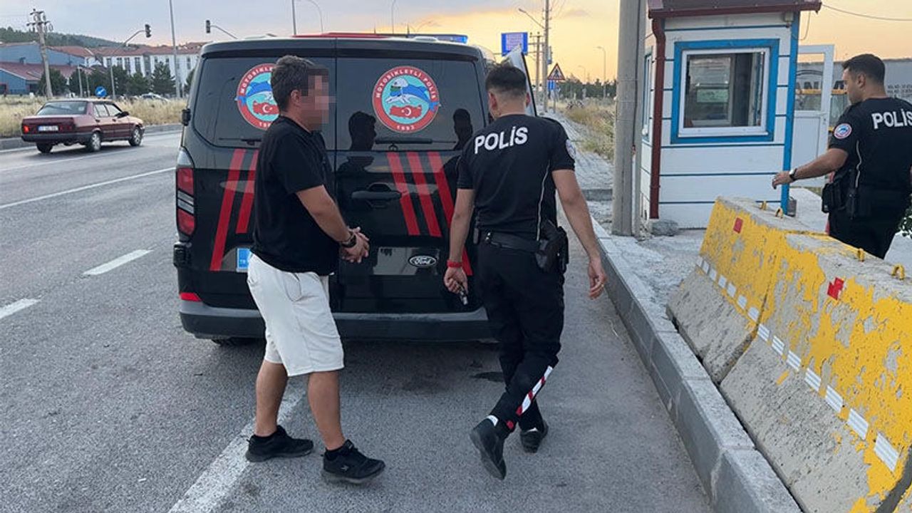 Antalya’dan kaçan gasp ve kundaklama şüphelileri Kütahya’da yakalandı