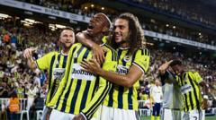 Fenerbahçe Şampiyonlar Ligi için Olimpik Lyon ile karşılaşıyor