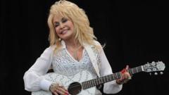 Country müzik efsanesi Dolly Parton 80 yaşında öldü