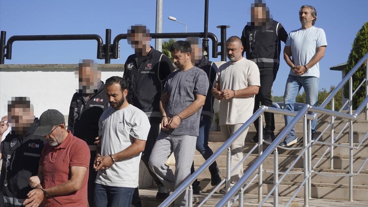 Muğla’da yurt dışına kaçmaya çalışan 9 FETÖ zanlısı yakalandı
